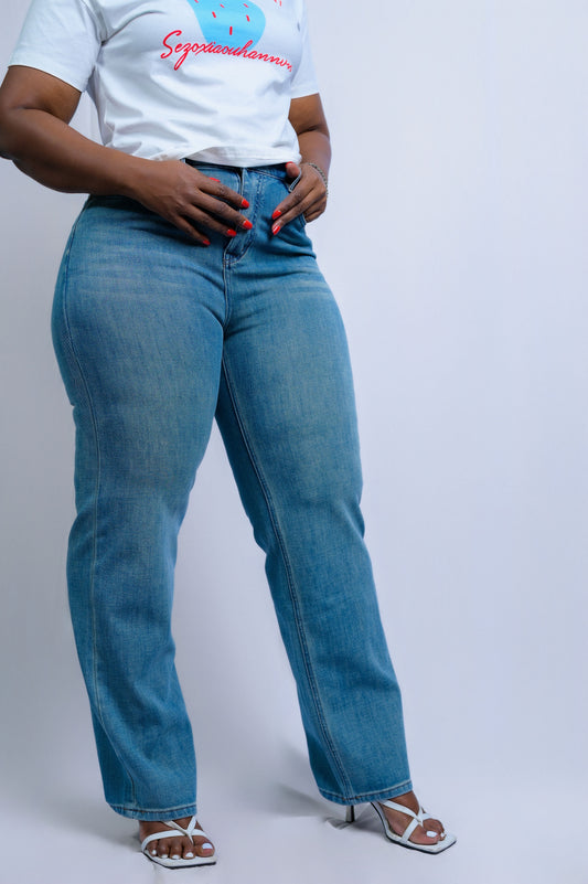 Make me Sweat Straight Jeans - J100001