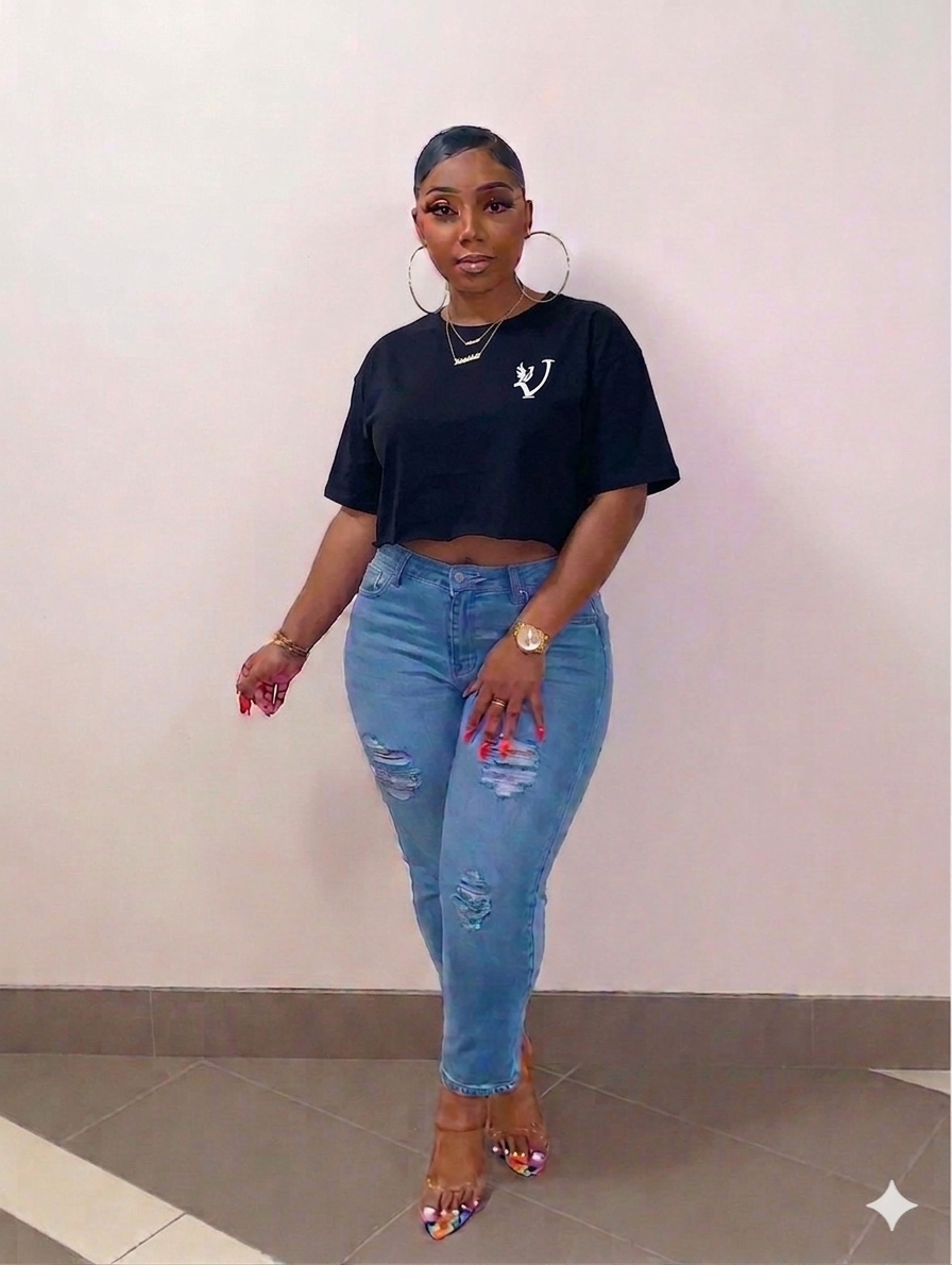 Iconic Luxe Graphic Crop tees