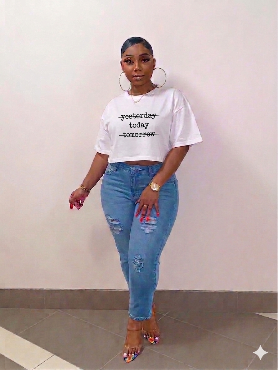 Iconic Luxe Graphic Crop tees